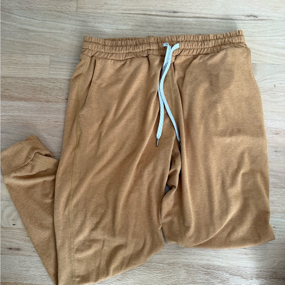 Vuori Joggers